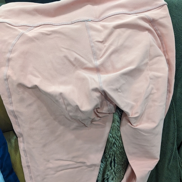 Size XXL peachy Pink fabletics power hold leggings - Picture 2 of 3